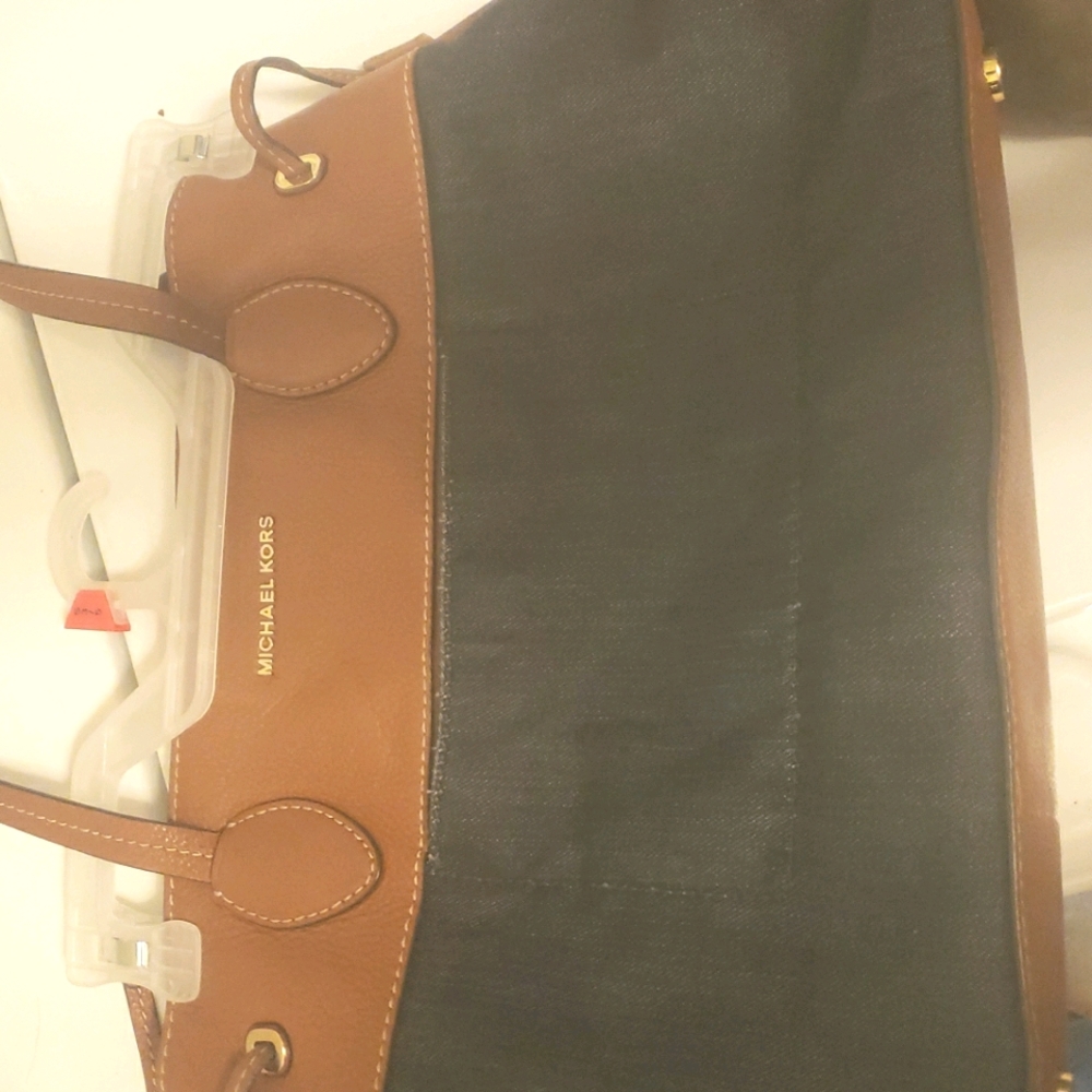 Michael kors tote/purse